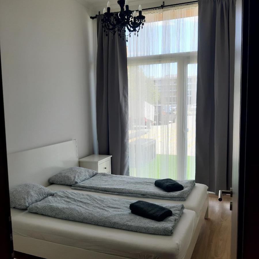 Silver Side Apartments Шіофок Екстер'єр фото